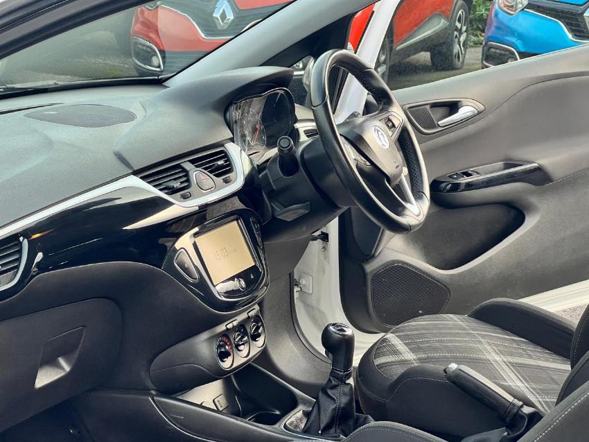 2015 15 VAUXHALL CORSA