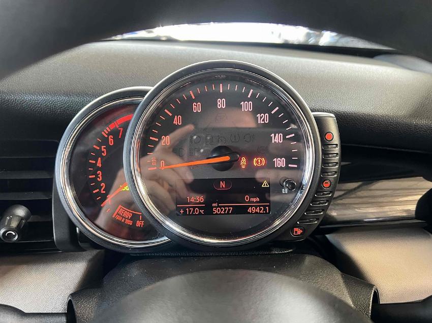 2017 67 MINI CONVERTIBLE