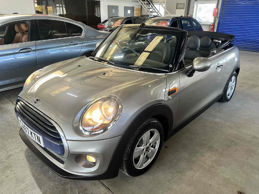 2017 67 MINI CONVERTIBLE