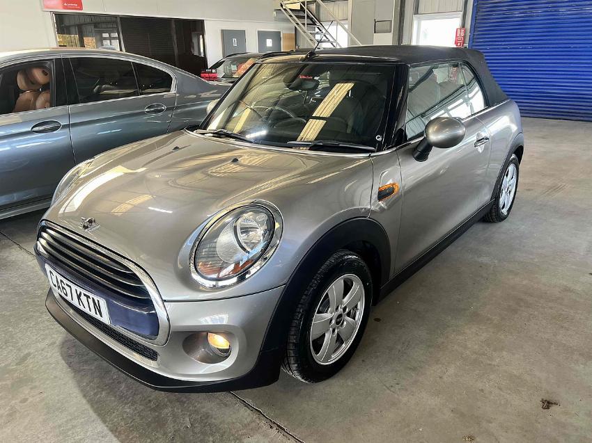 2017 67 MINI CONVERTIBLE